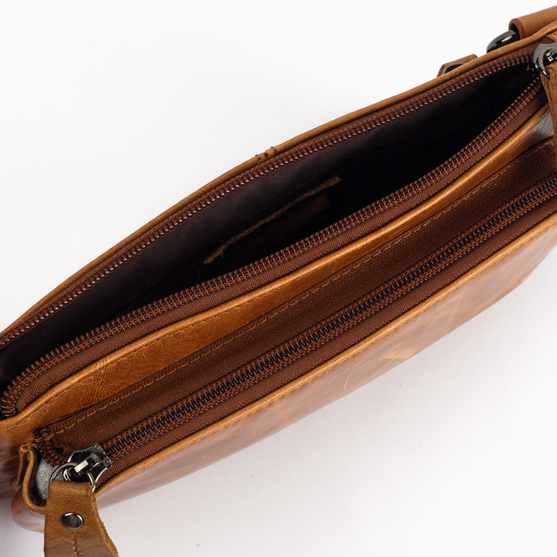 ROBINSON HERITAGE -PREMIUM CAMEL LEATHER