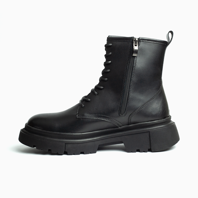 LEATHER lACE-UP BOOT WITH CHUNKY SOLE-LB