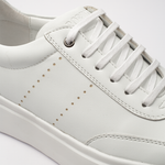 Ultra-Light Chunky Sneaker 8832-White