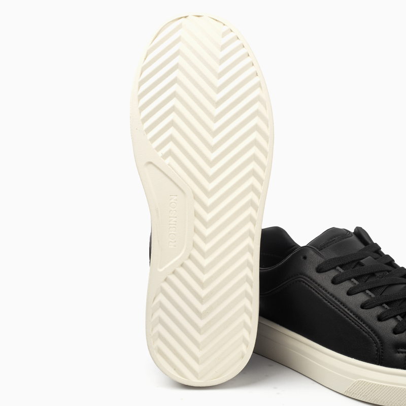 Basic Ultra-light Sneaker-Black