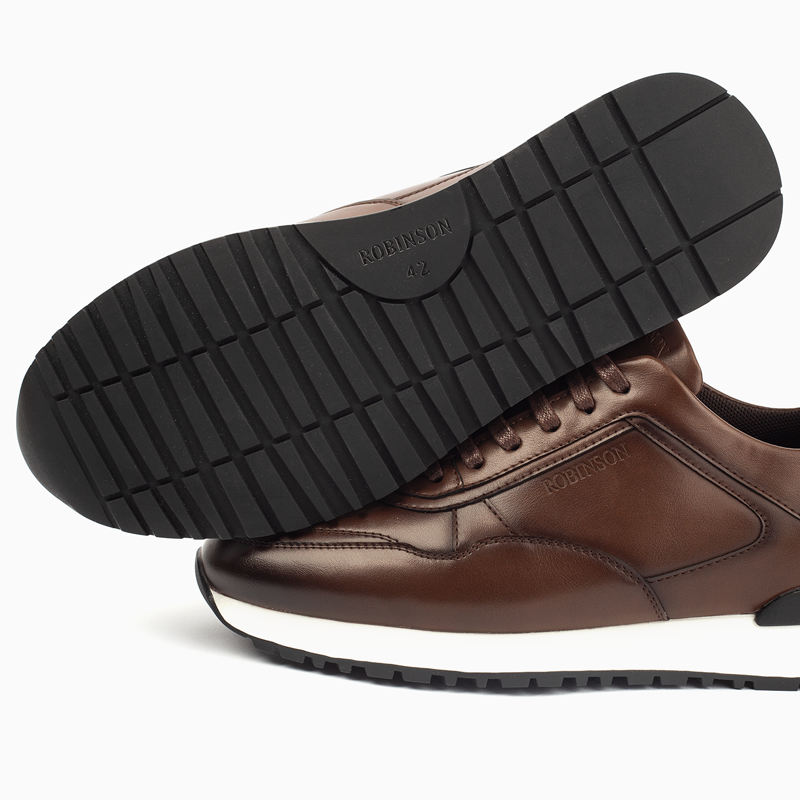 Ultra-Light Sneaker A2589-C