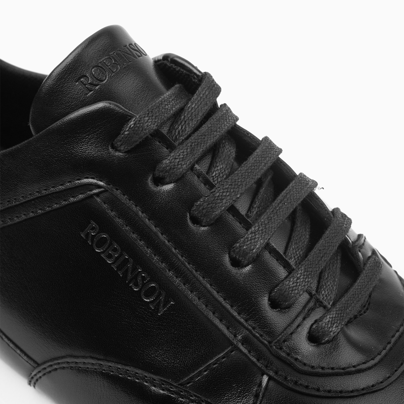 Ultra-Light Sneaker A2589-B